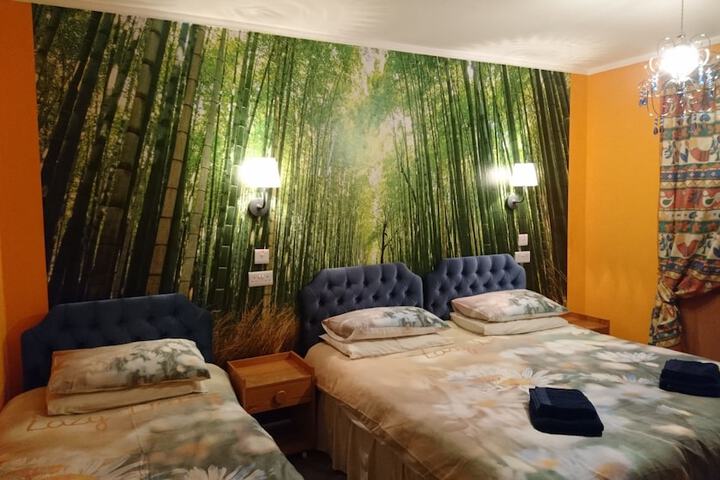 Room 2 of 46