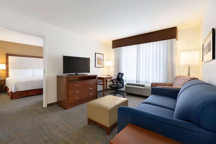 Room 6 of 46