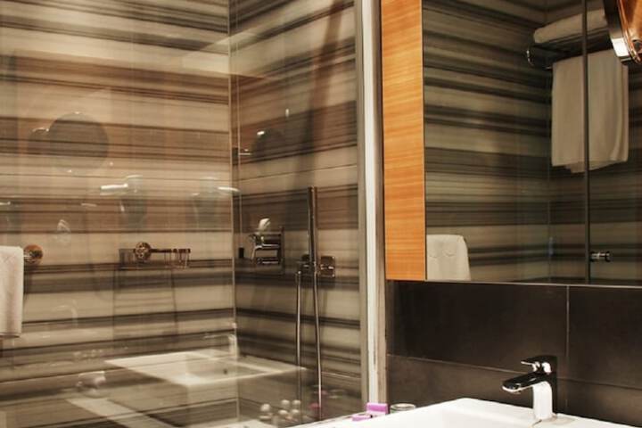 Bath Interior