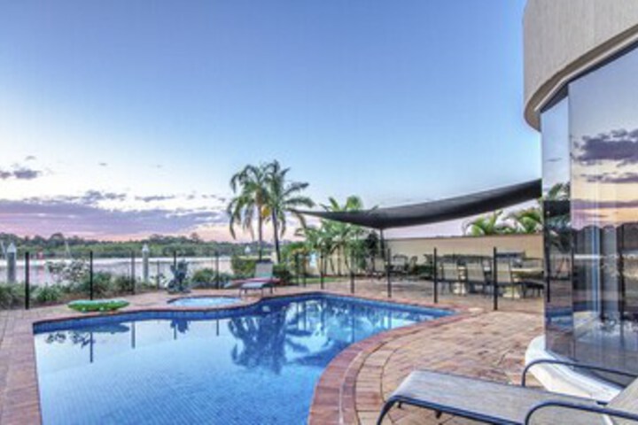 Terrace/Patio 23 of 24