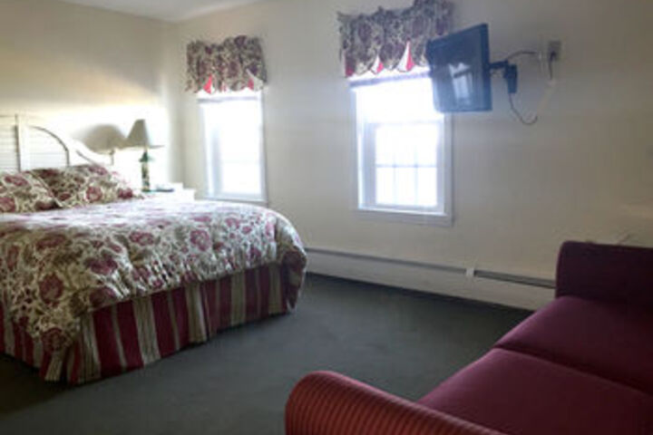 Room 15 of 51