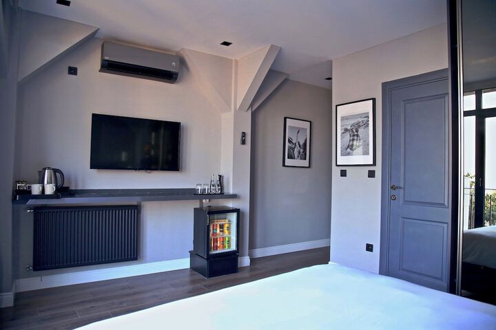Room 40 of 71