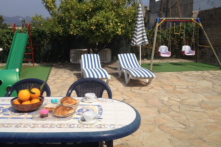 Breakfast/Coffee Service 74 of 123