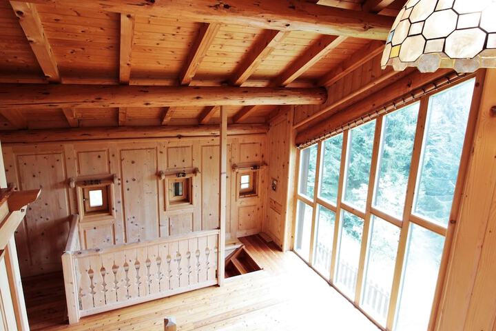 Room 12 of 54