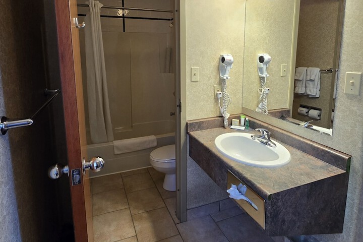 Clean Restrooms
