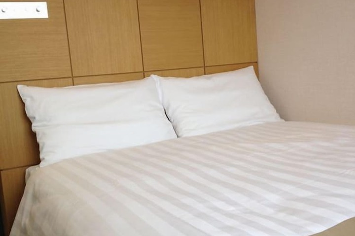Room 15 of 45