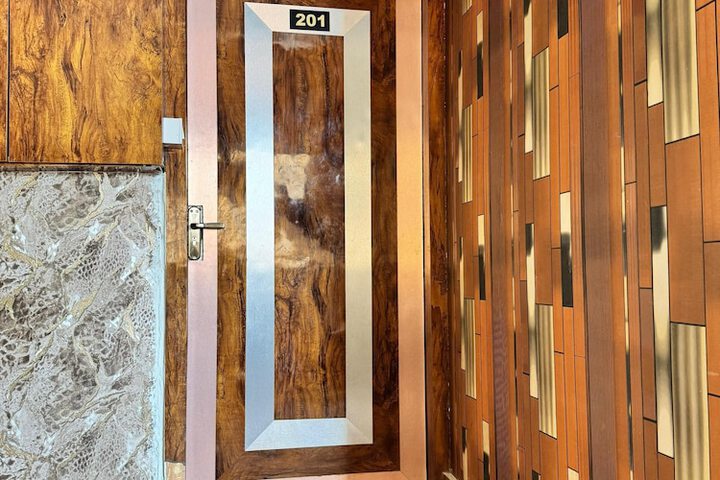 Room 40 of 63