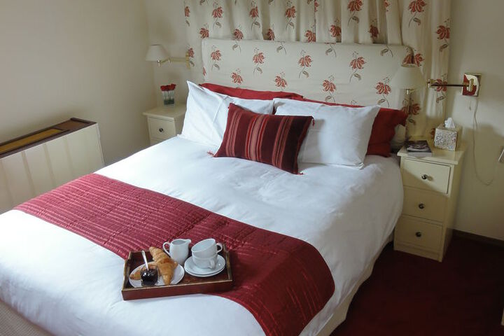 Room 12 of 30