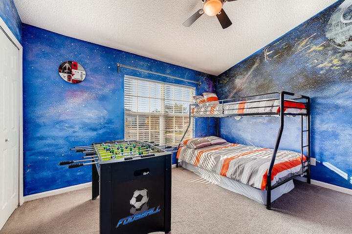 Room 8 of 53