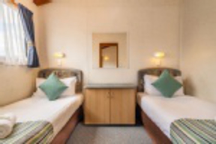 Room 424 of 611
