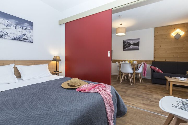 Room 3 of 12