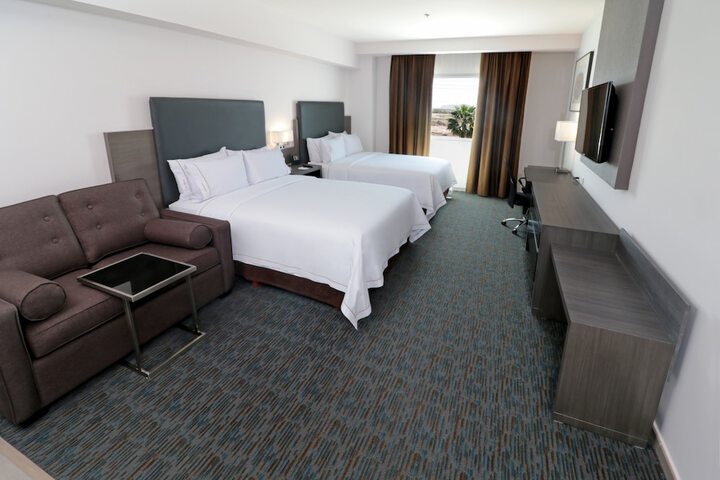 Room 19 of 80