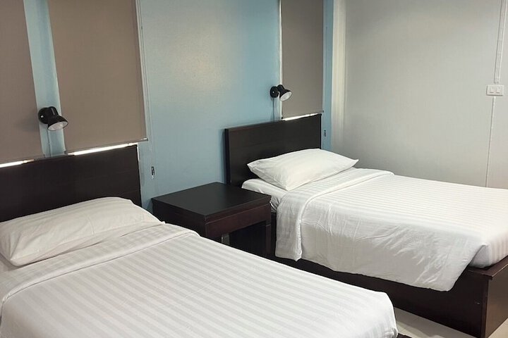 Room 7 of 34
