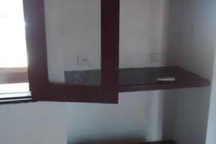 Room 19 of 36