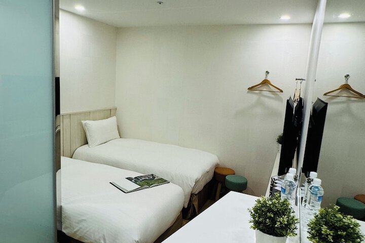 Room 34 of 56