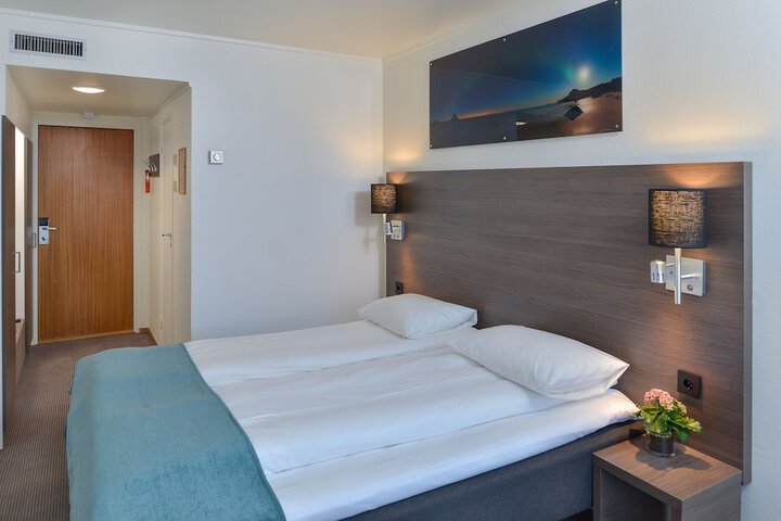 Room 8 of 41