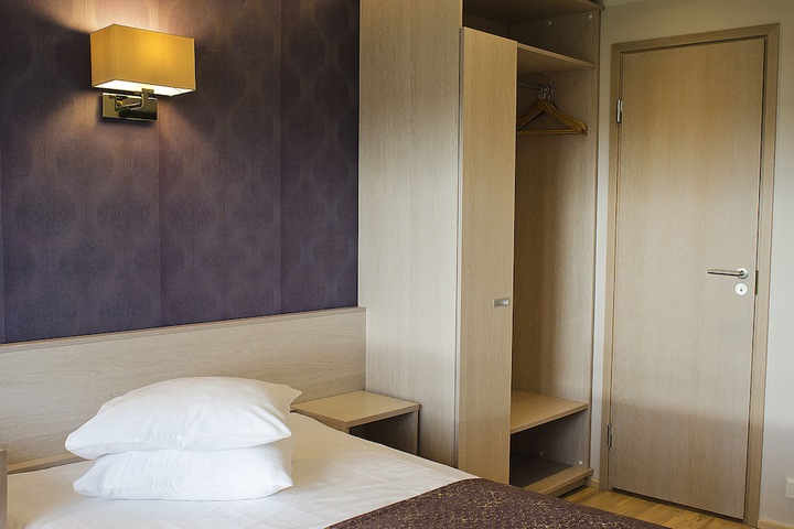 Room 20 of 56