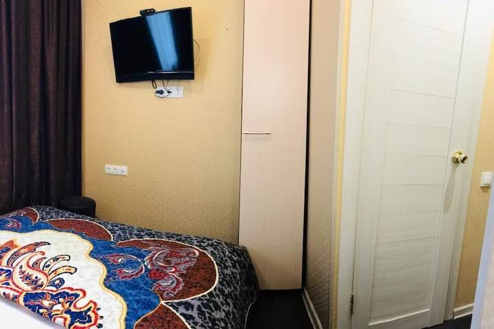 Room 3 of 35
