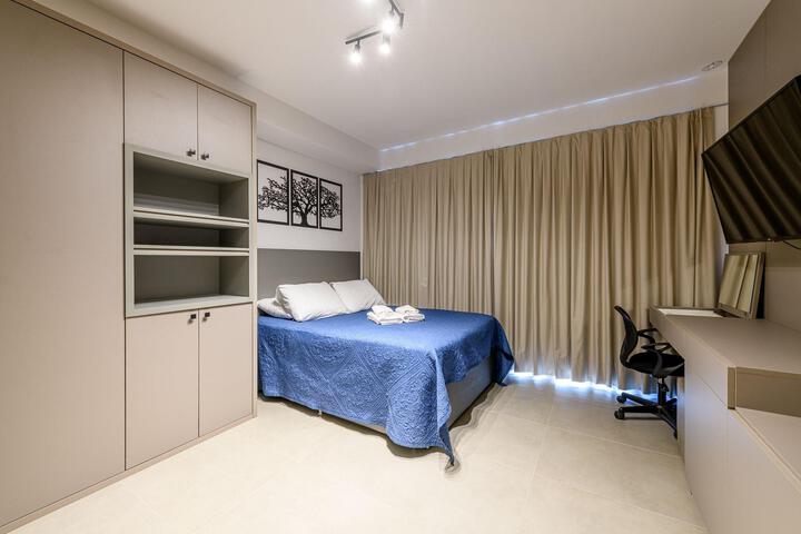 Room 9 of 29
