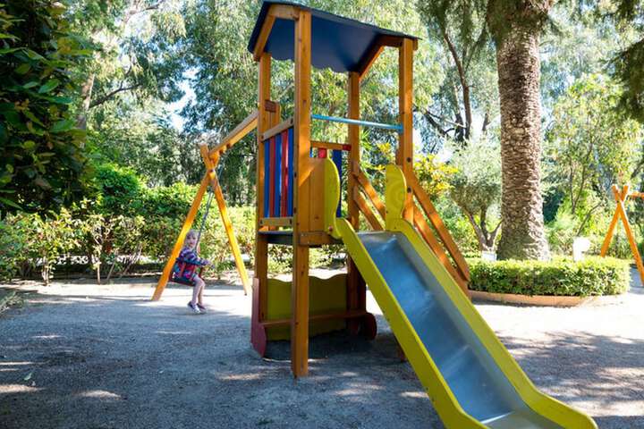 Childrens Activities 51 of 100
