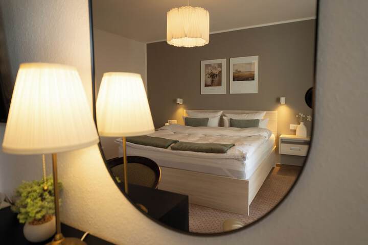 Room 10 of 29