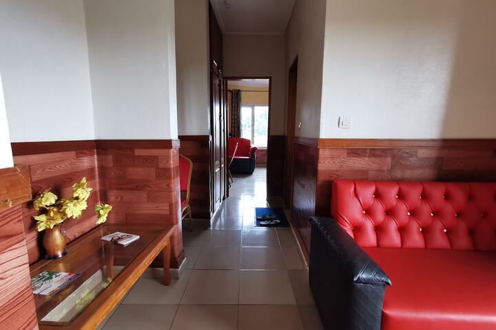Room 16 of 37