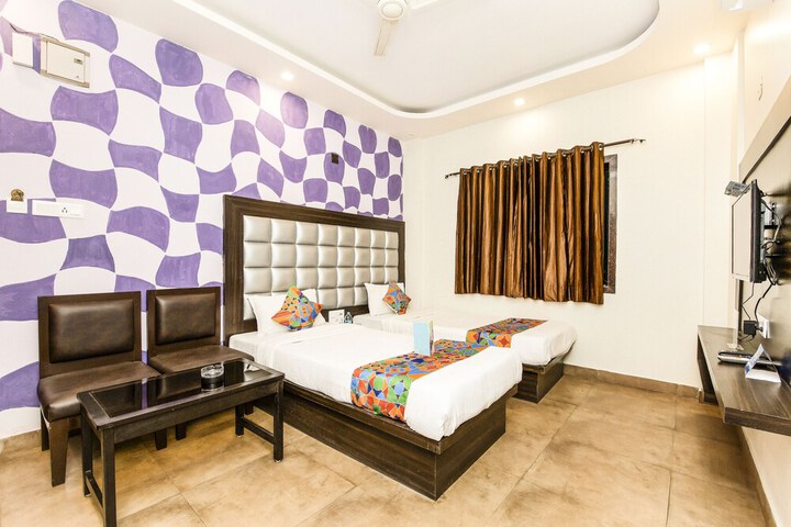 Room 19 of 25