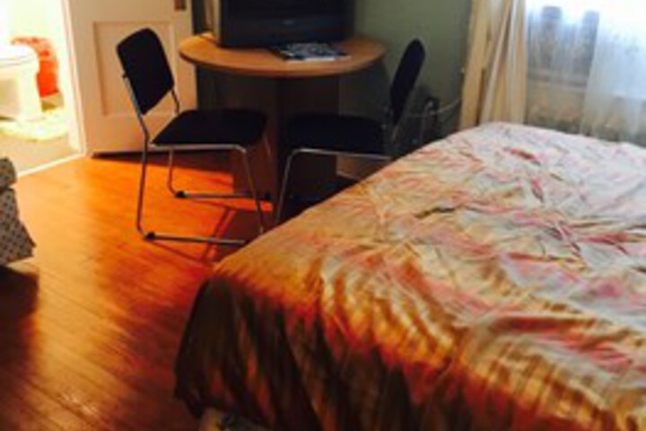 Room 31 of 246