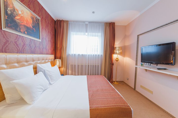 Room 26 of 48