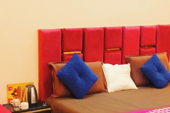 Room 25 of 51