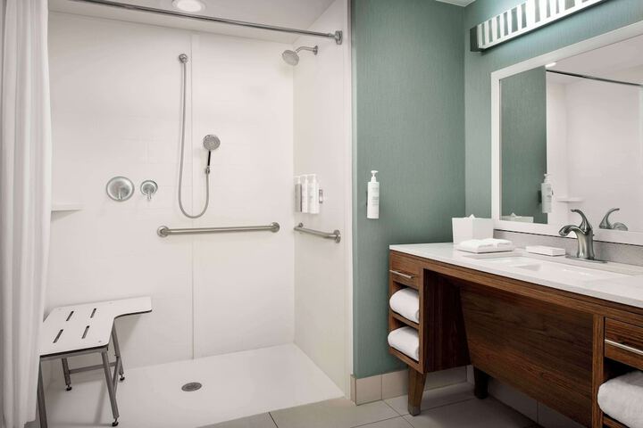 Bathroom shower
