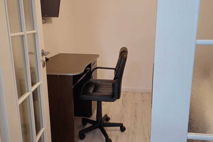 Room 53 of 230