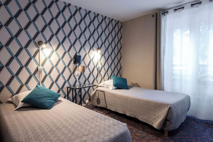 Room 8 of 23