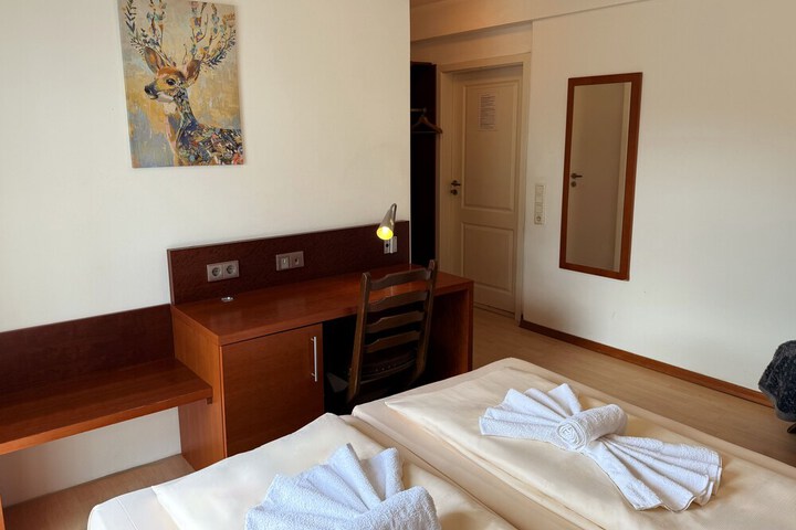 Room 37 of 52
