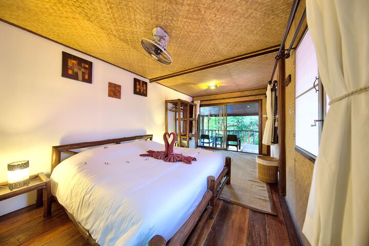 Room 3 of 56