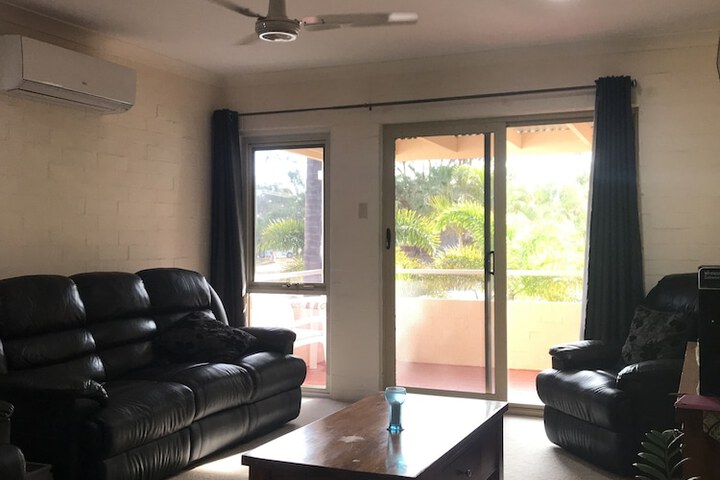 Room 182 of 348