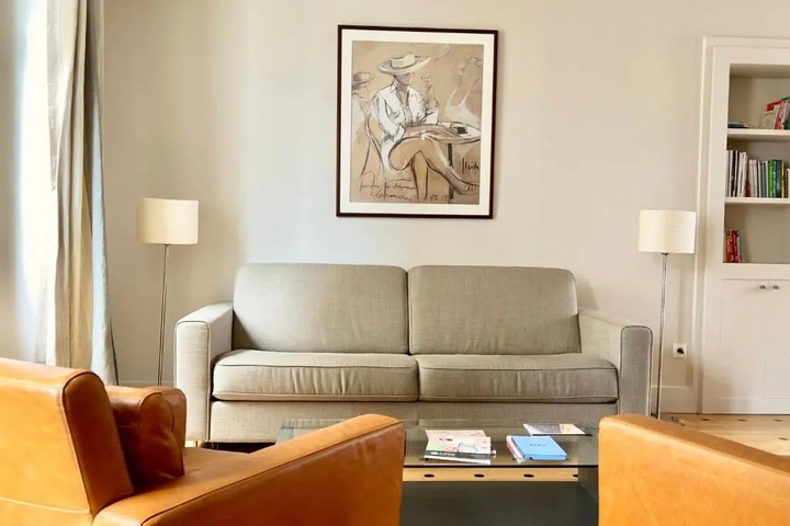 Room 2 of 20