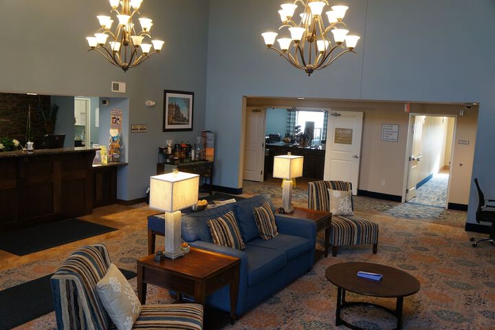 Hotel Interior 4 of 34