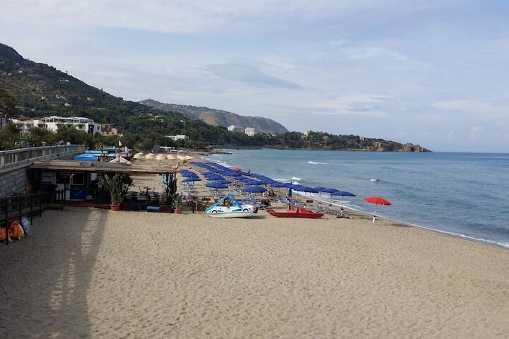 Beach 21 of 38