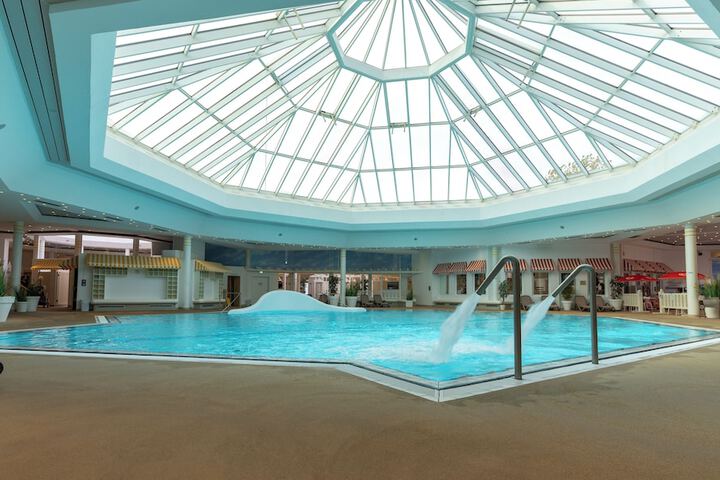 Pool 22 of 56
