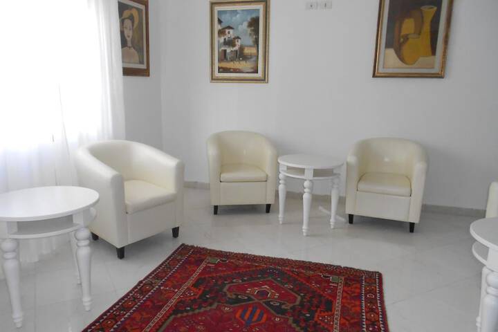 Room 12 of 36