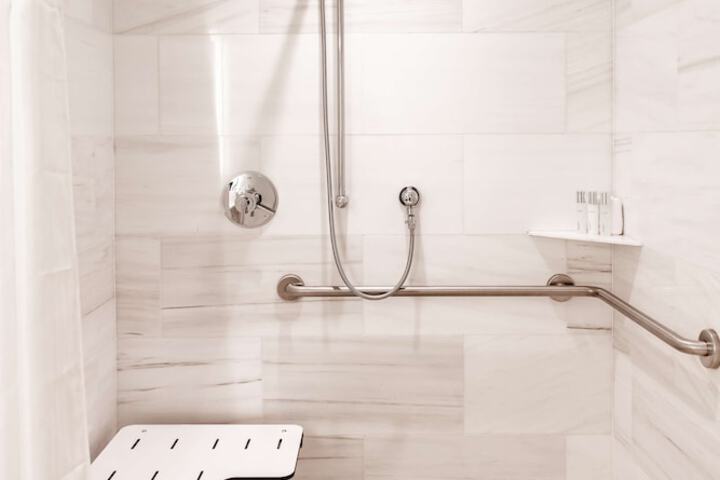 Bathroom shower