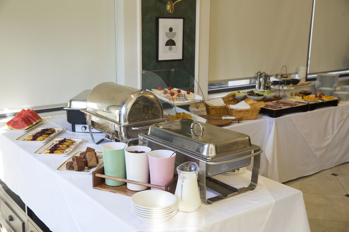Breakfast/Coffee Service 19 of 20