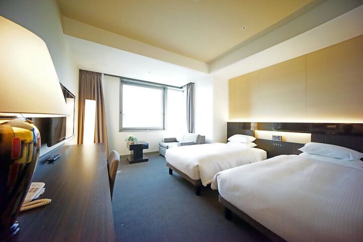 Room 15 of 68