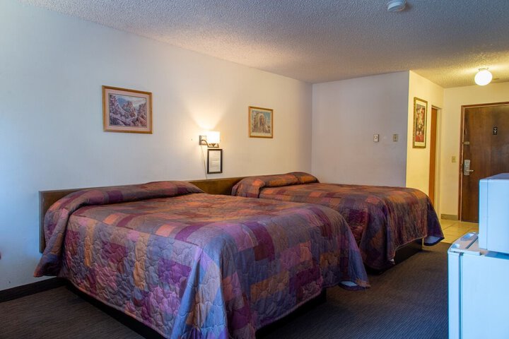 Room 27 of 60