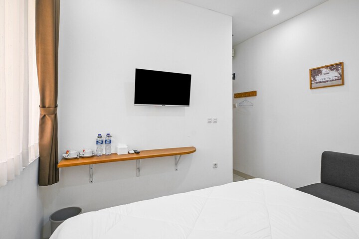 Room 5 of 31