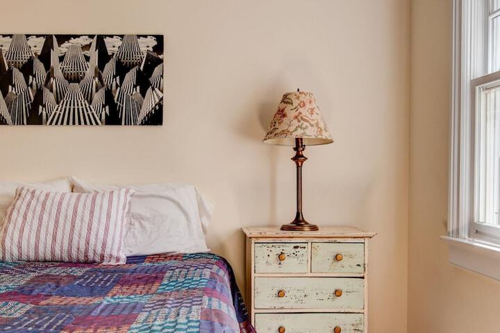 Room 25 of 64