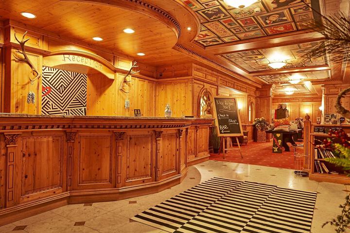 Lobby Photos