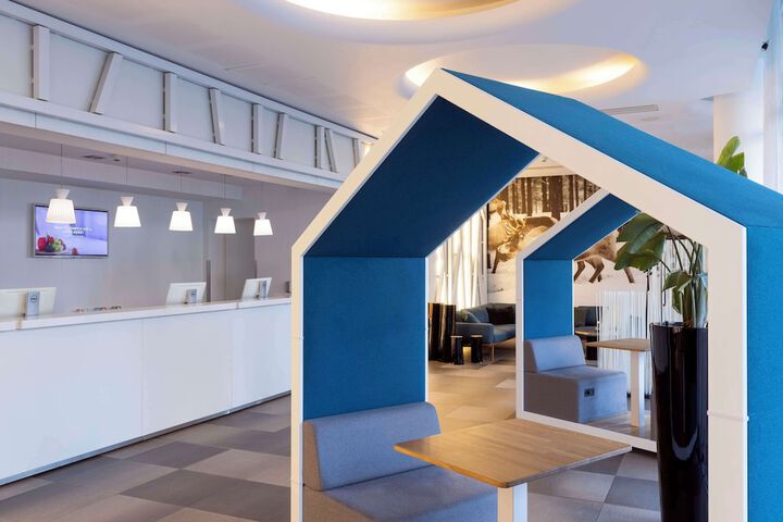 Lobby Photo