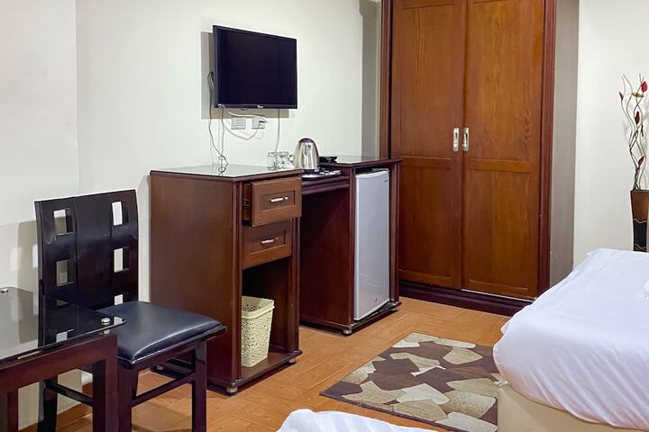 Room 35 of 340
